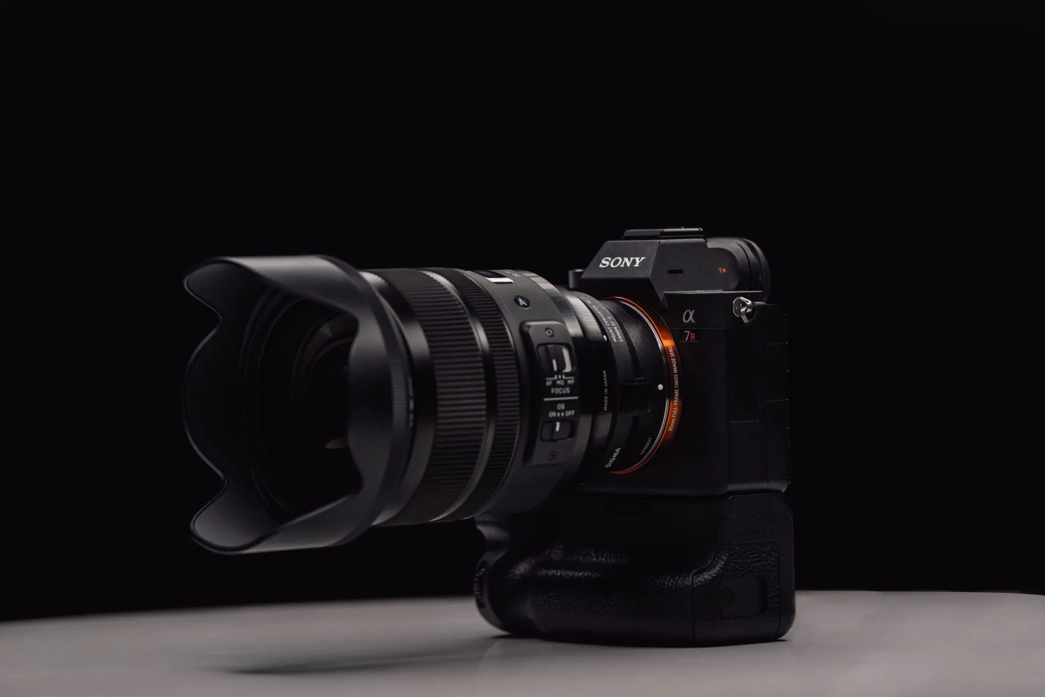 photography equipment kelowna Mirrorless-vs-dslr-Camera