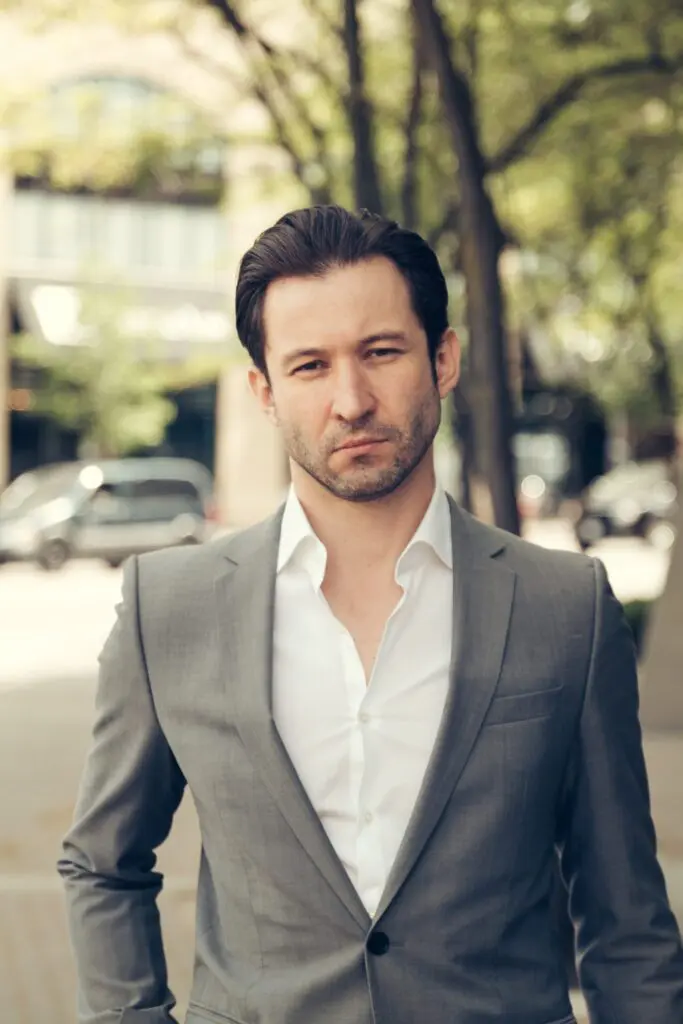 Kelowna-Photographers-Headshot-Portraits