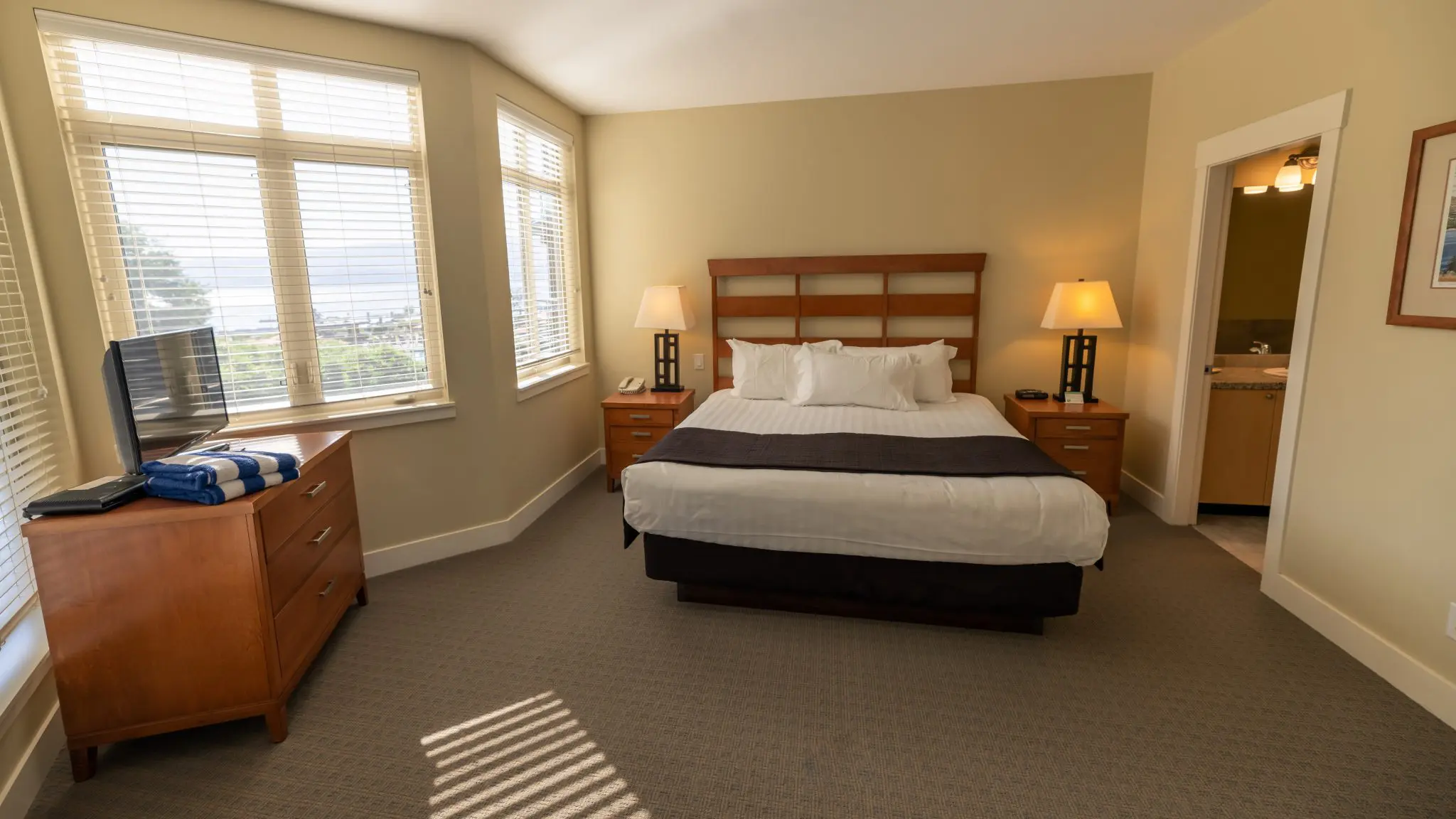 The-Cove-Lakeside-Resort-3