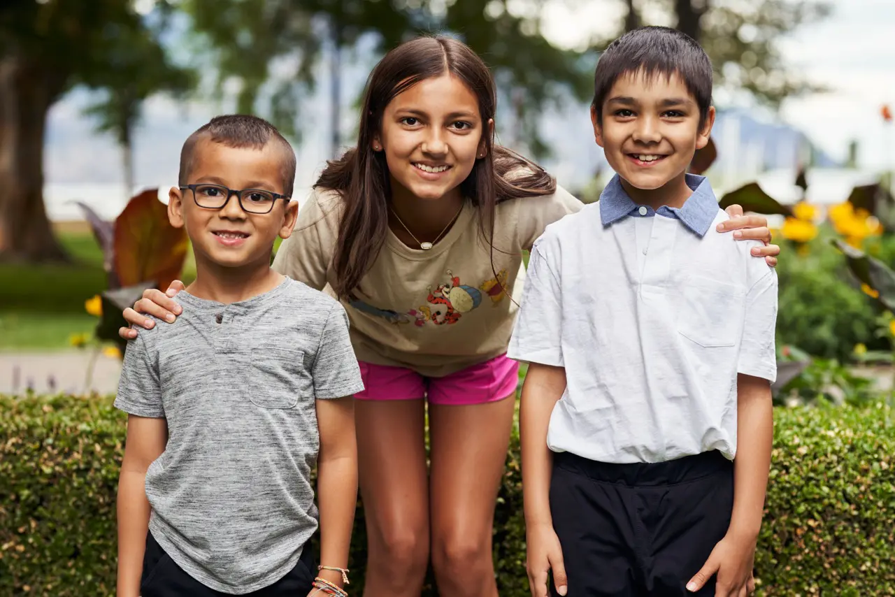 Kelowna Family Photographer - Family Photoshoots Kelowna - Style and Vision Large